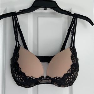 Victoria’s Secret Very Sexy Push-up 34DD